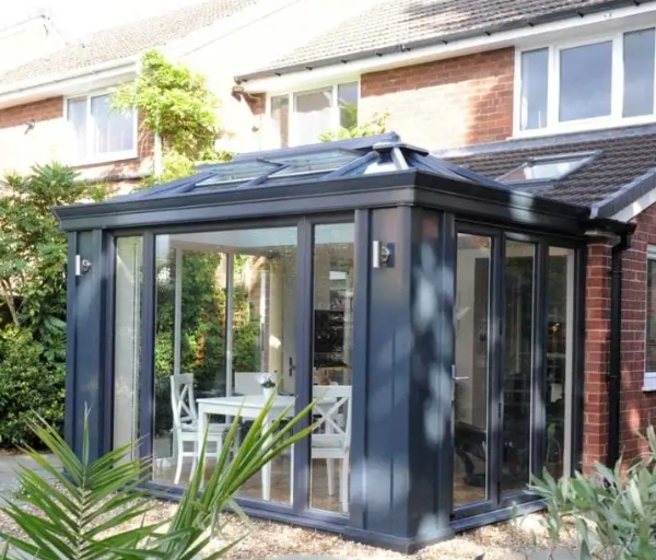 UPVC Conservatory Spraying